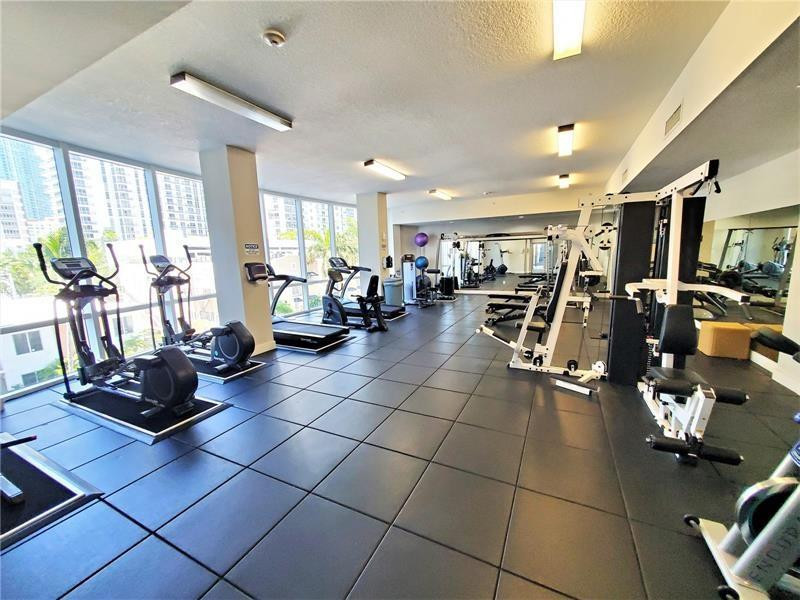 601 NE 23 #904, Miami FL 33137
