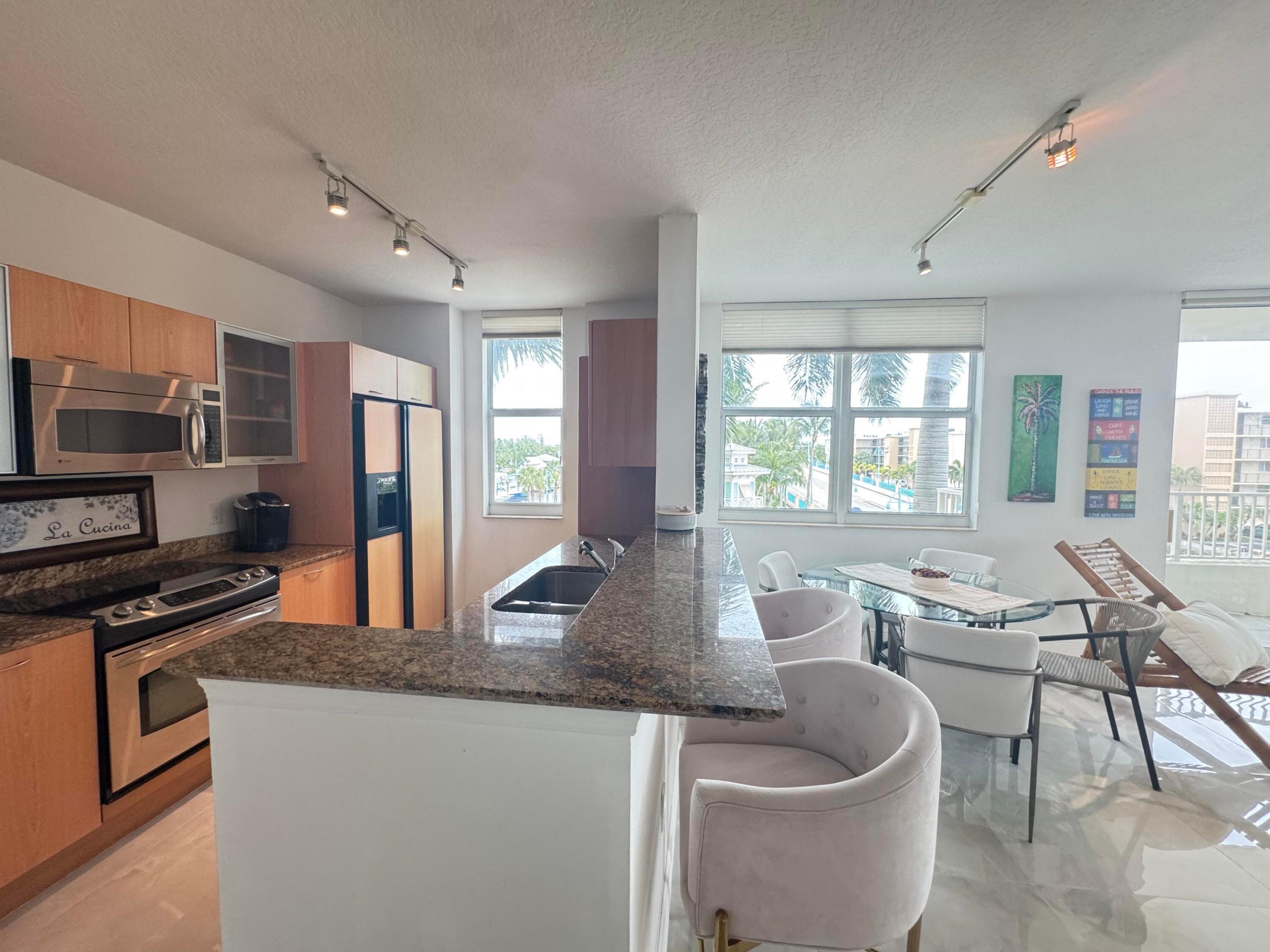100 NE 6th #307, Boynton Beach FL 33435