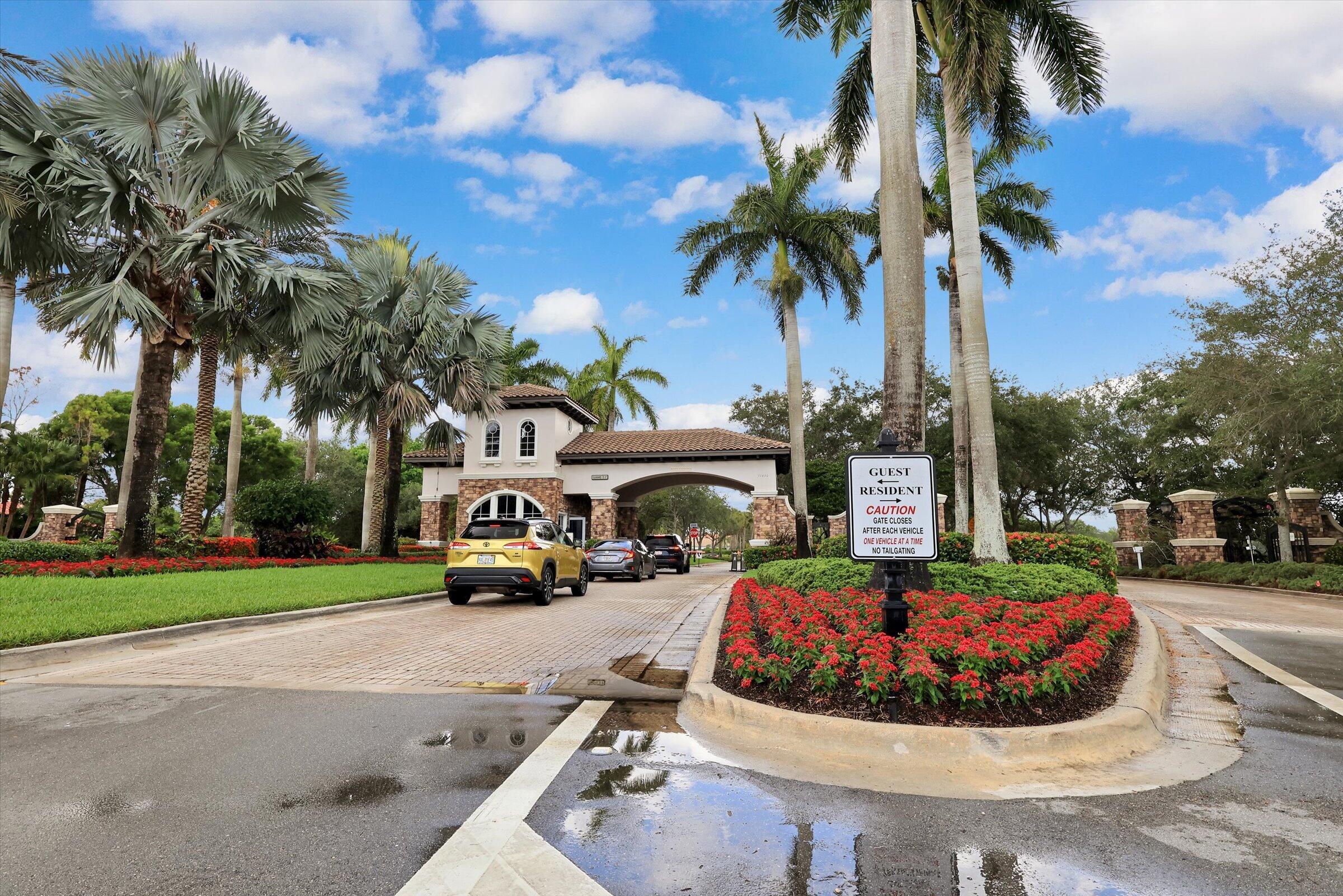 10640 NW 83RD, Parkland FL 33076