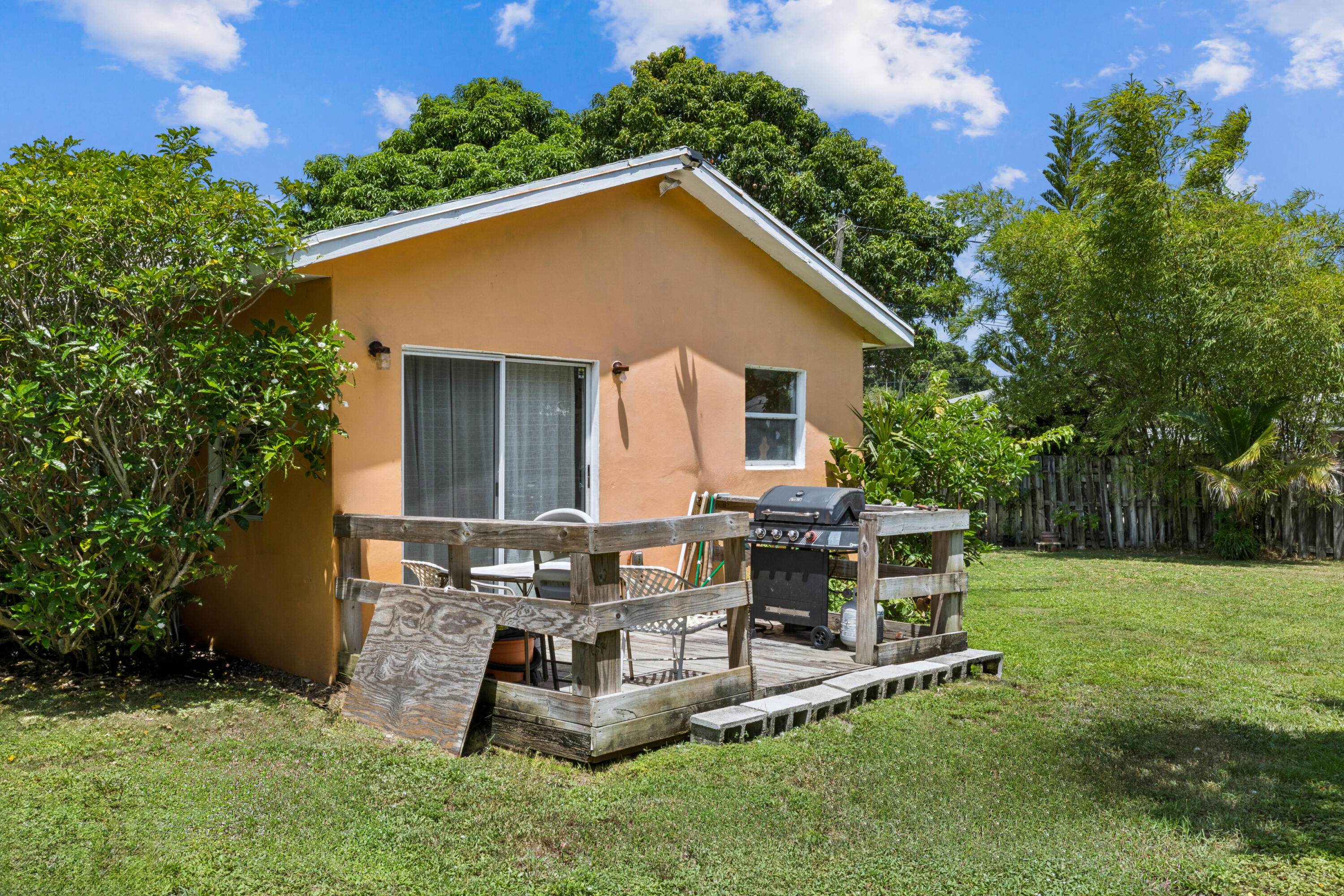 414 W Branch, Lantana FL 33462