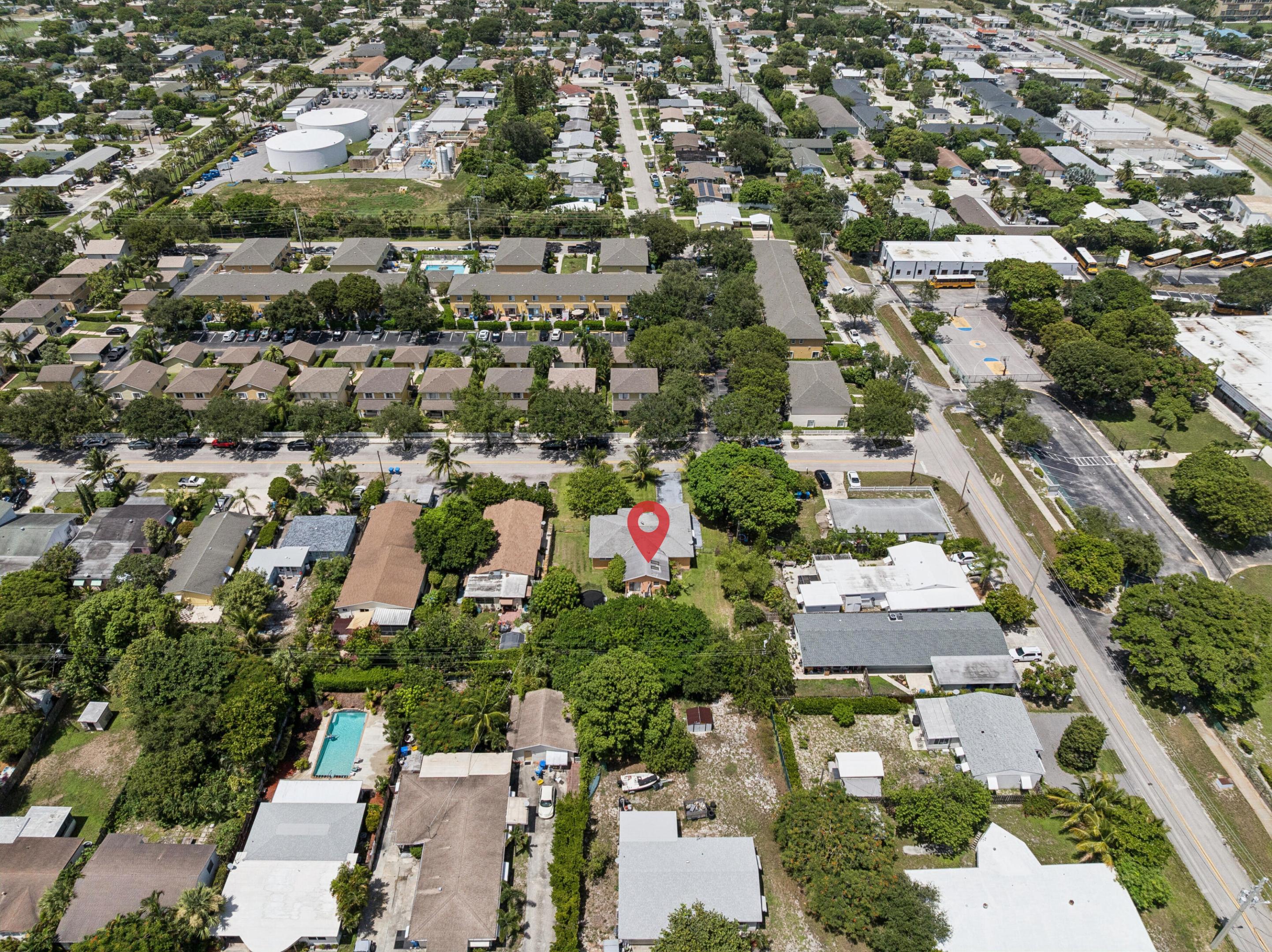 414 W Branch, Lantana FL 33462