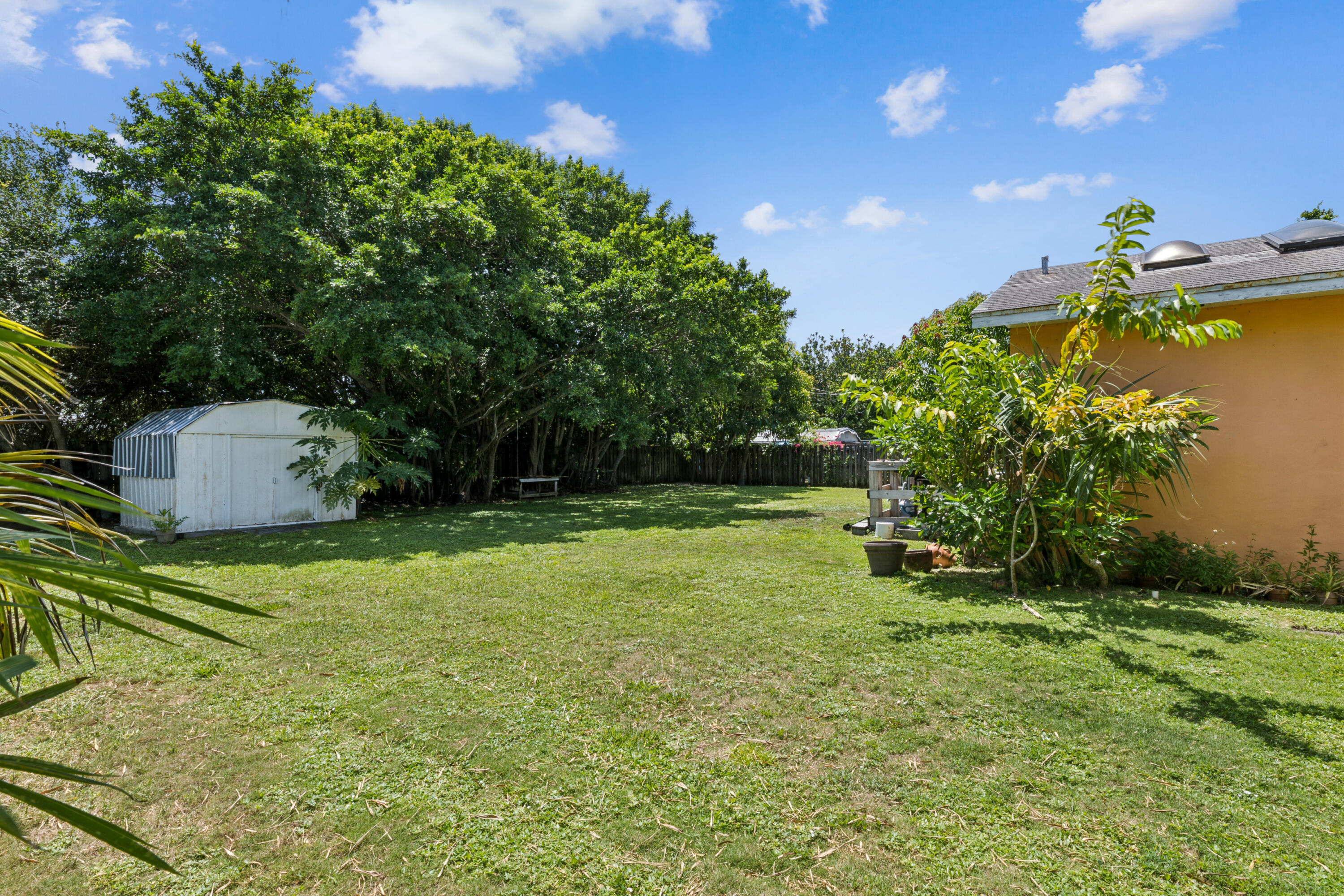 414 W Branch, Lantana FL 33462