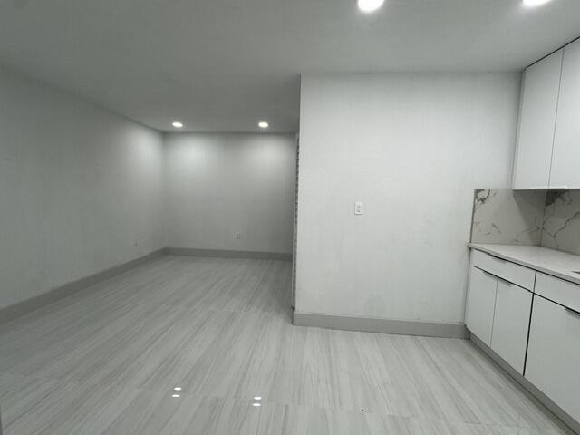405 N E, Lake Worth FL 33460