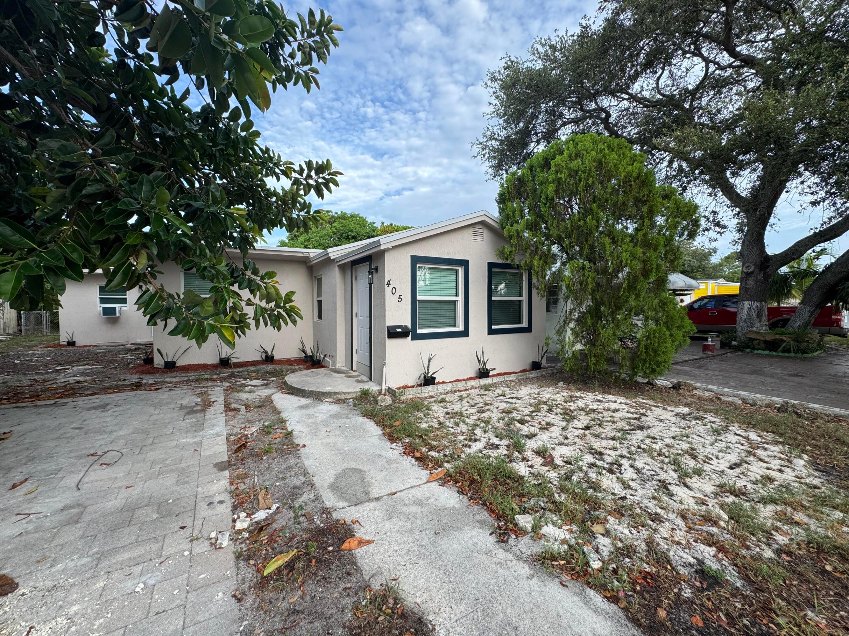 405 N E, Lake Worth FL 33460