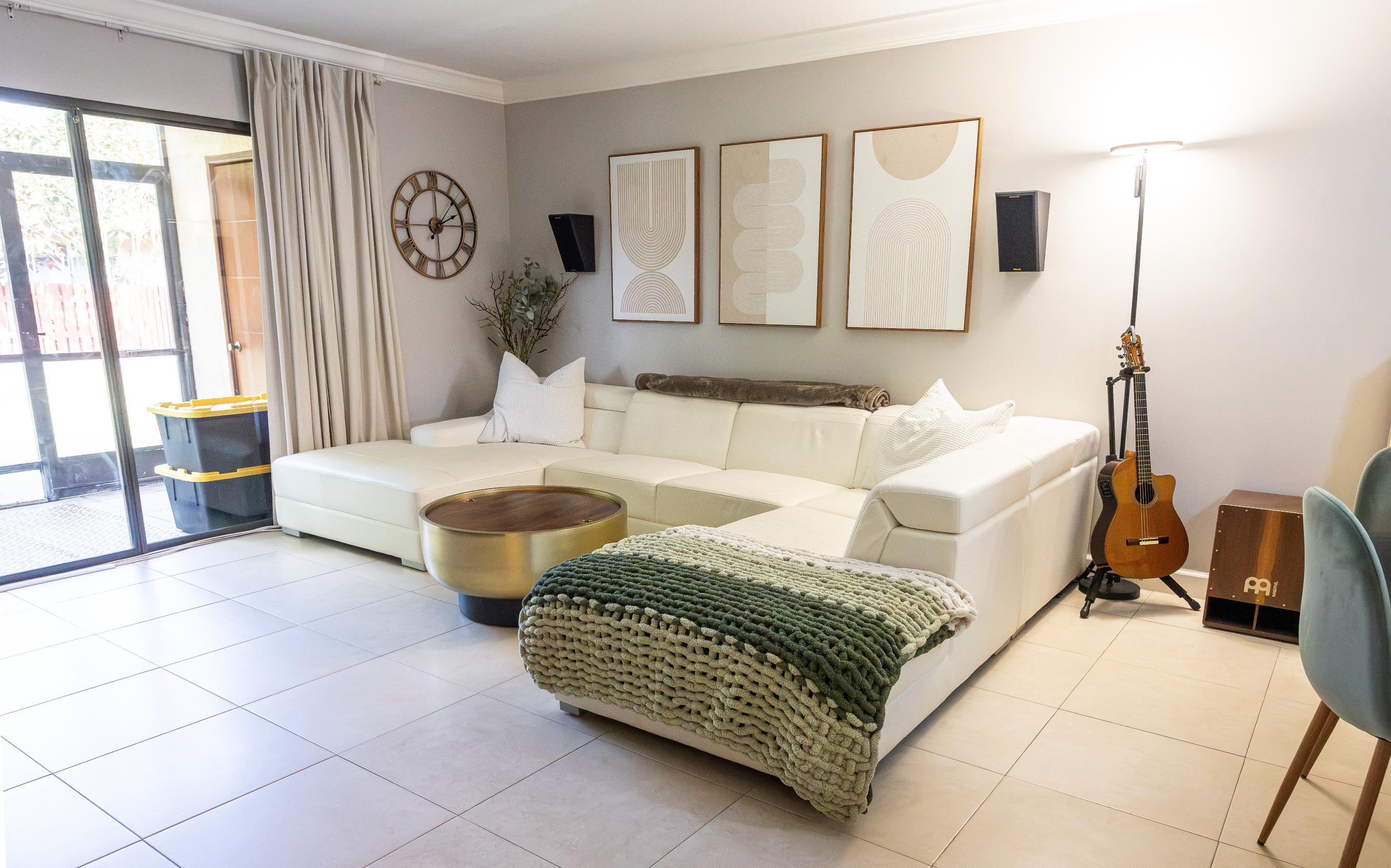 803 LAKEVIEW, Royal Palm Beach FL 33411
