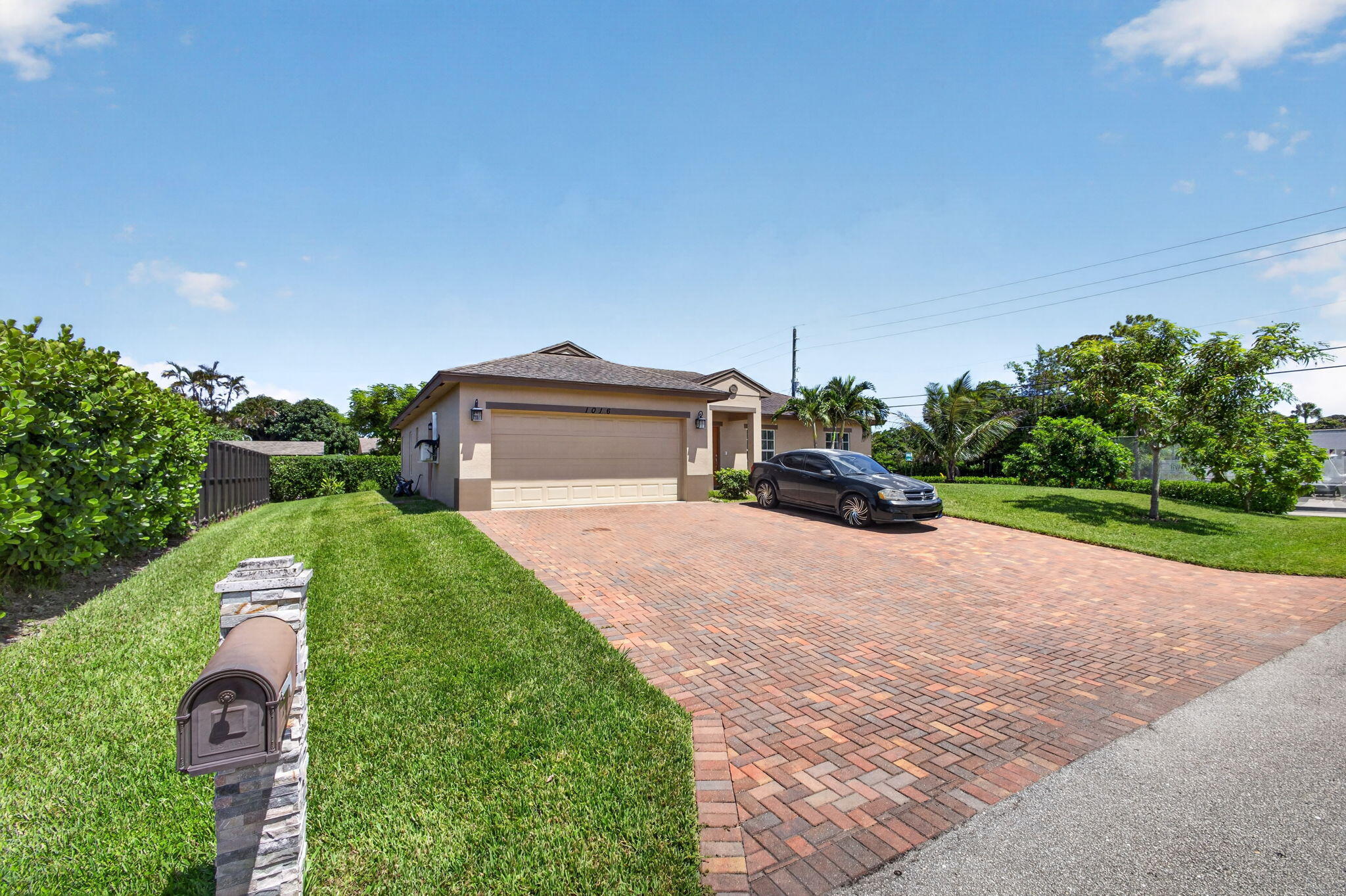 1016 CHERYL, Haverhill FL 33417