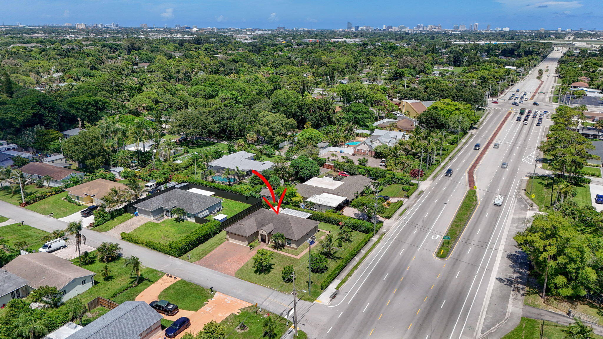 1016 CHERYL, Haverhill FL 33417