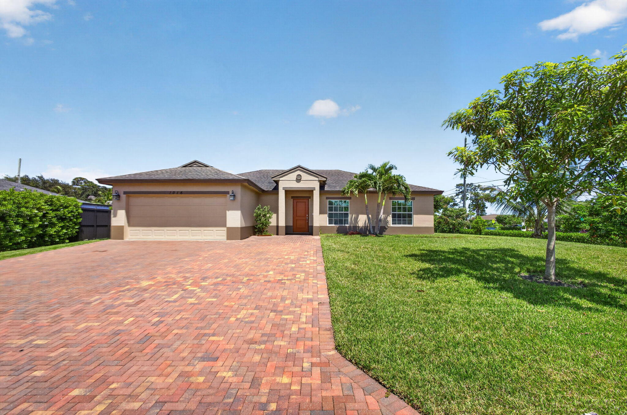 1016 CHERYL, Haverhill FL 33417