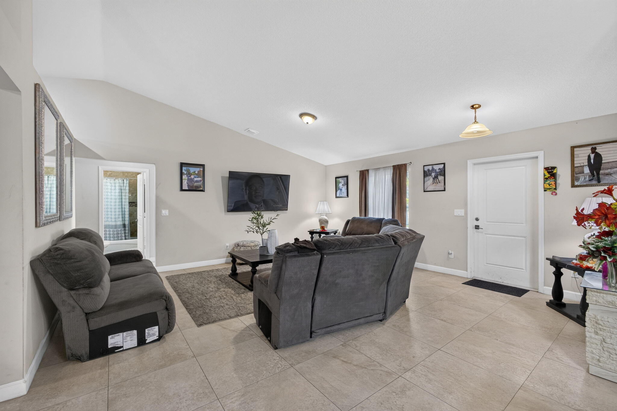 1016 CHERYL, Haverhill FL 33417