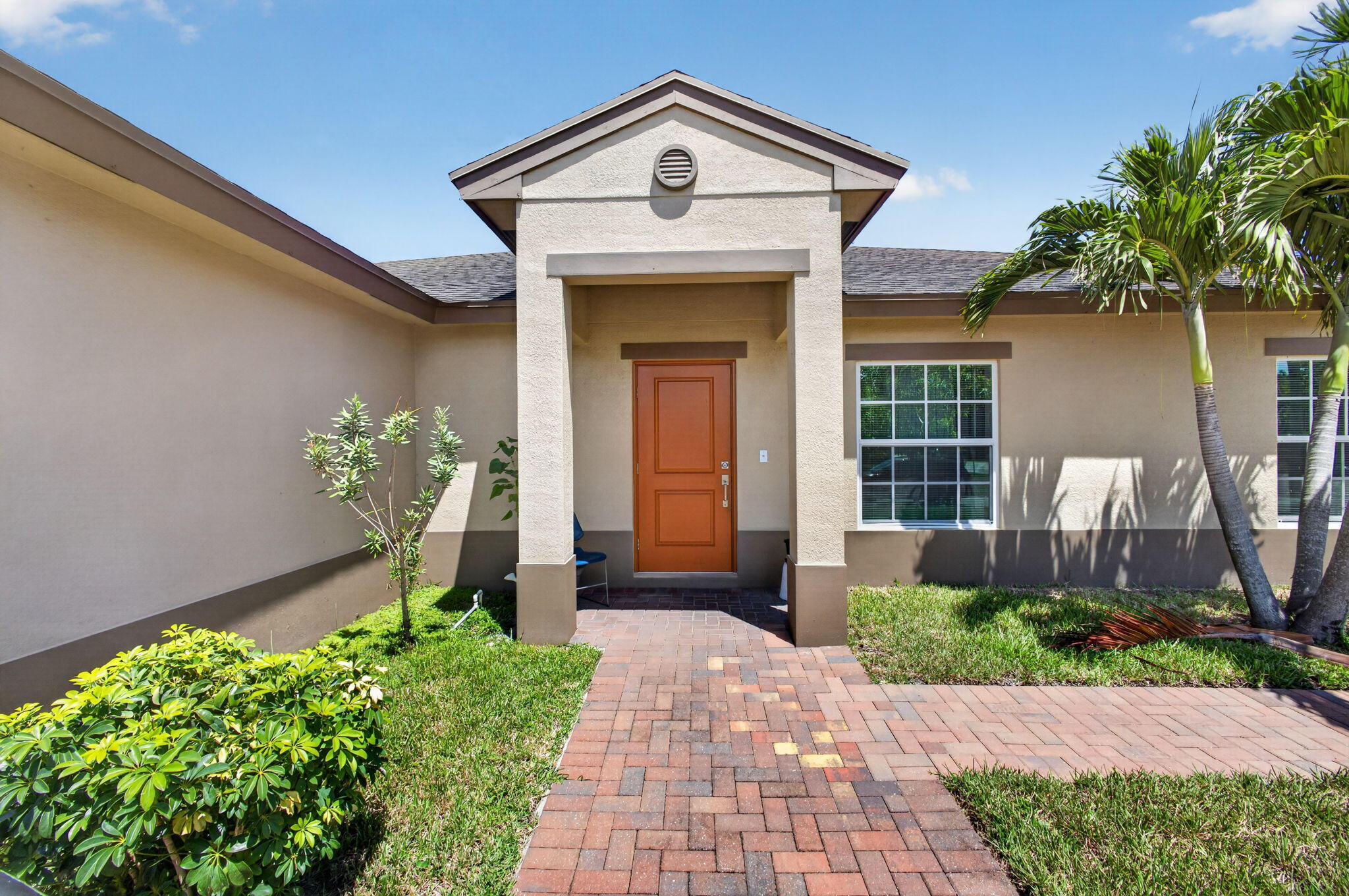 1016 CHERYL, Haverhill FL 33417
