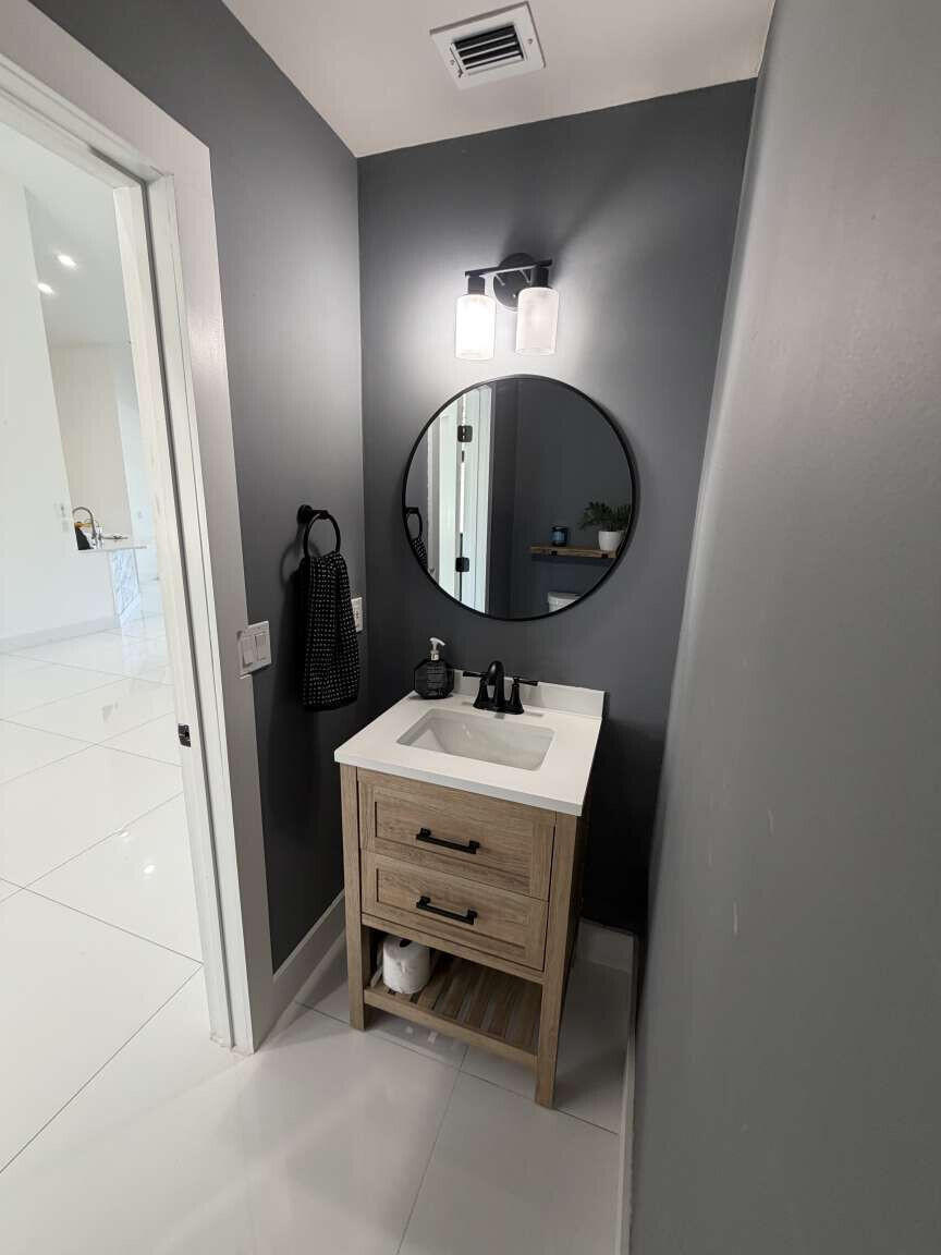 120 SARATOGA, Royal Palm Beach FL 33411