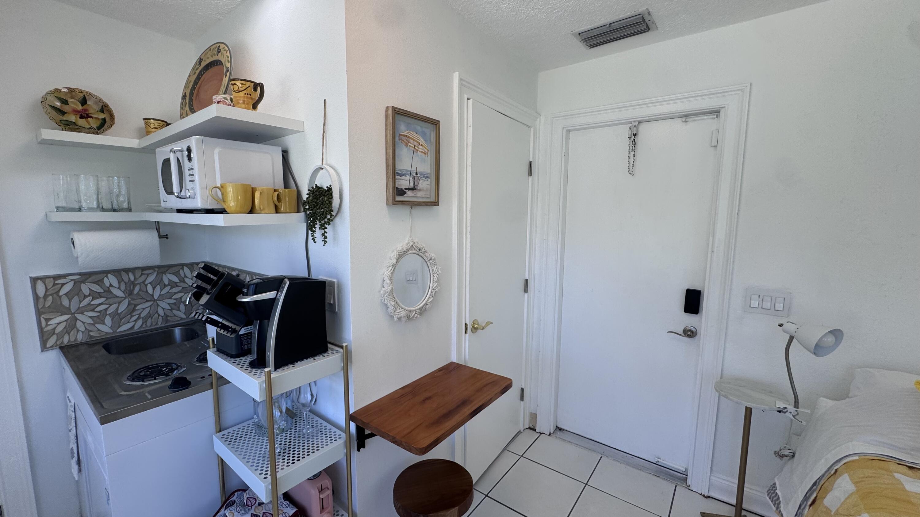 13 SW 13th, Deerfield Beach FL 33441