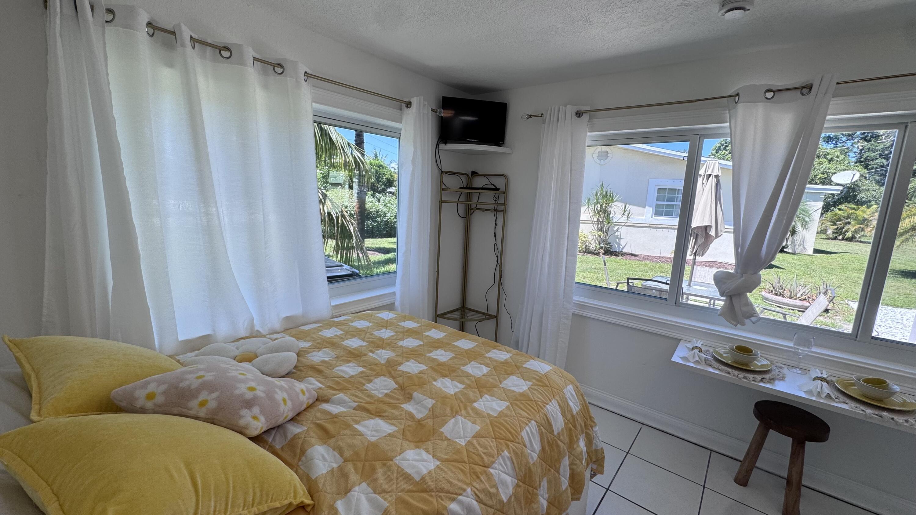 13 SW 13th, Deerfield Beach FL 33441