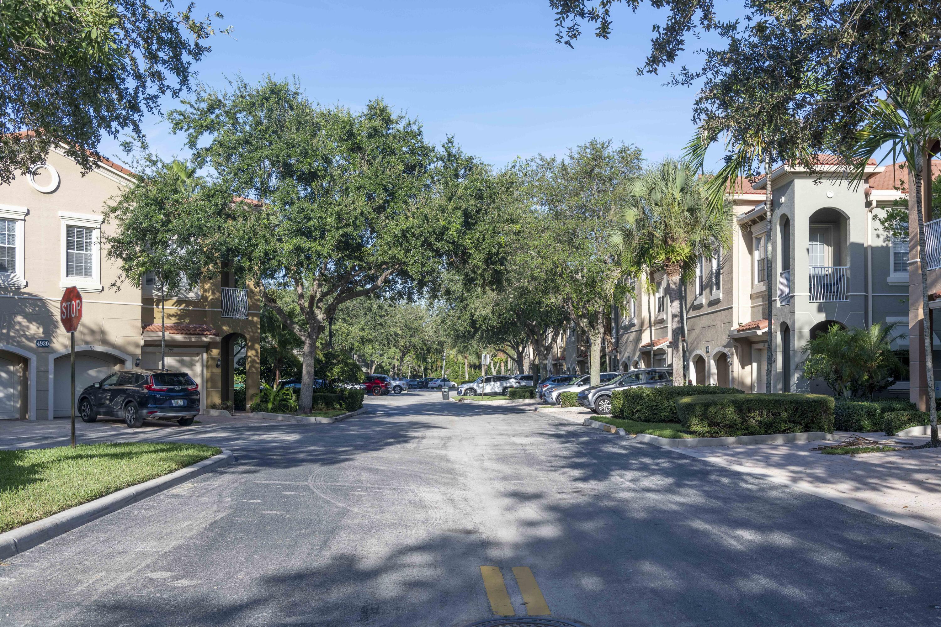 4931 BONSAI #211, Palm Beach Gardens FL 33418