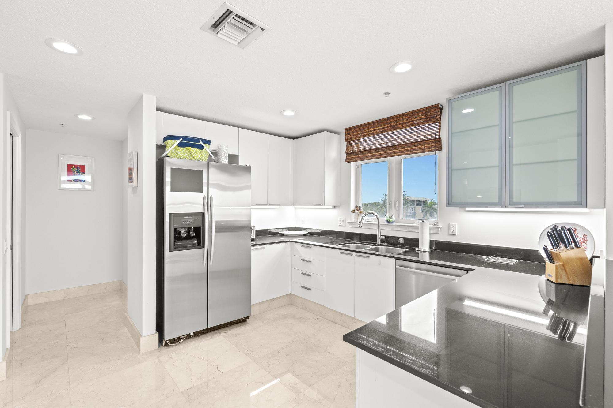 309 E OCEAN #304, Lantana FL 33462