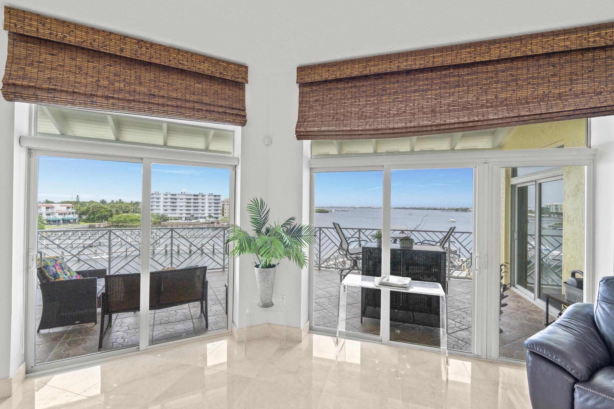 309 E OCEAN #304, Lantana FL 33462