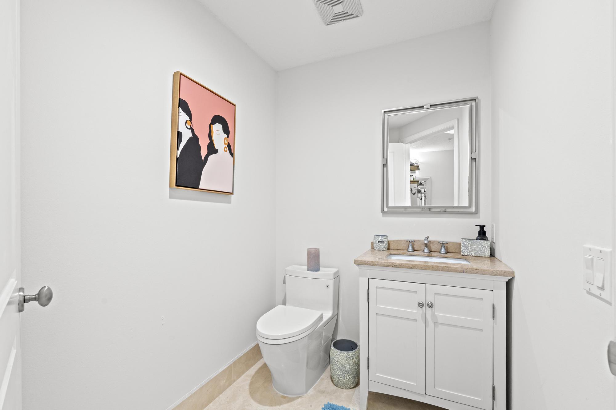 309 E OCEAN #304, Lantana FL 33462