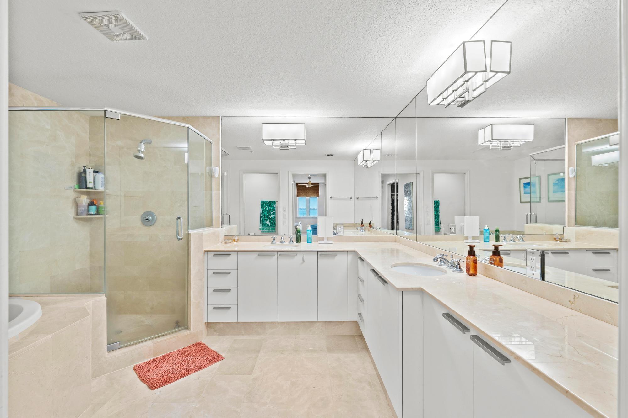 309 E OCEAN #304, Lantana FL 33462