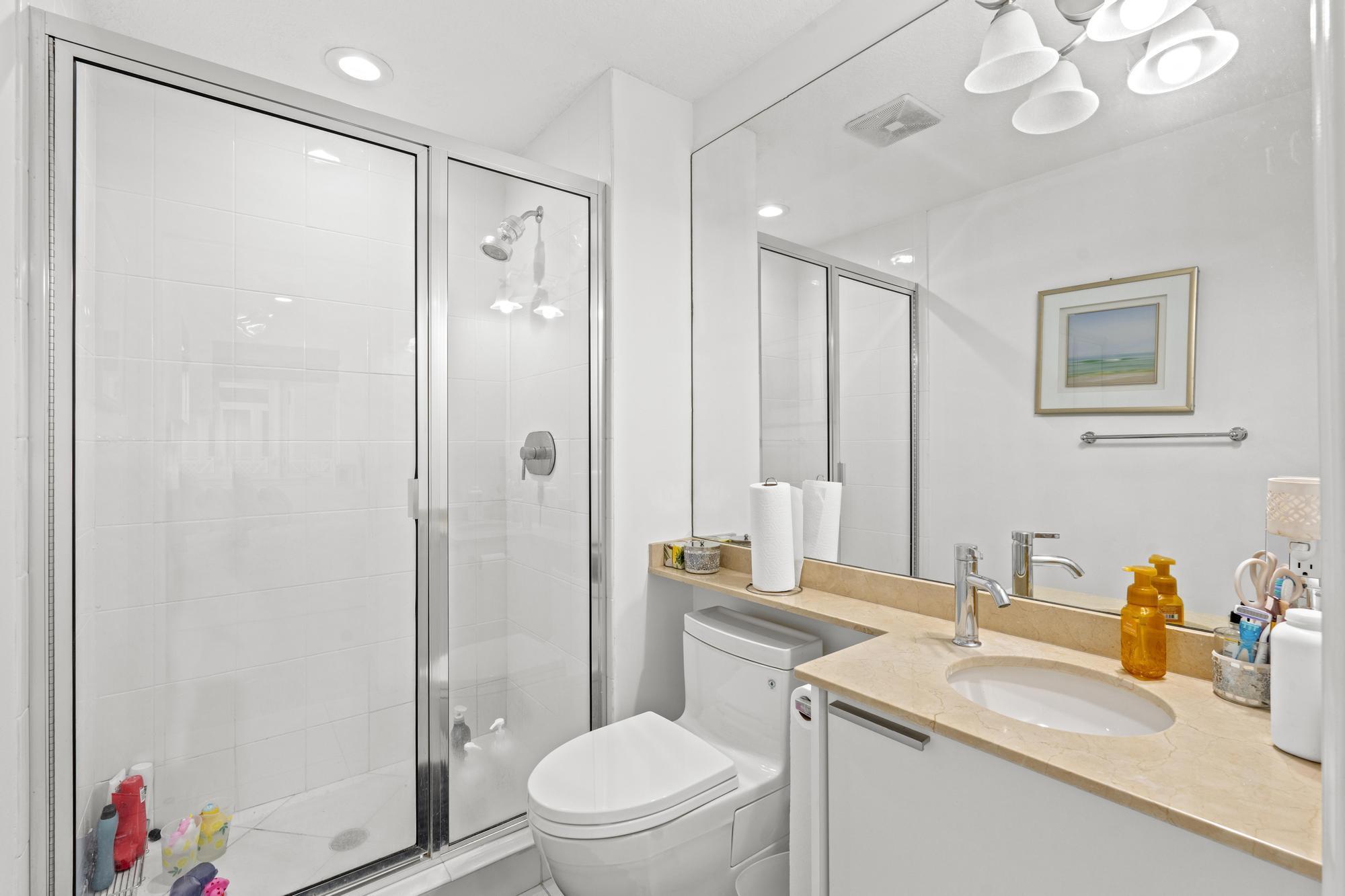 309 E OCEAN #304, Lantana FL 33462