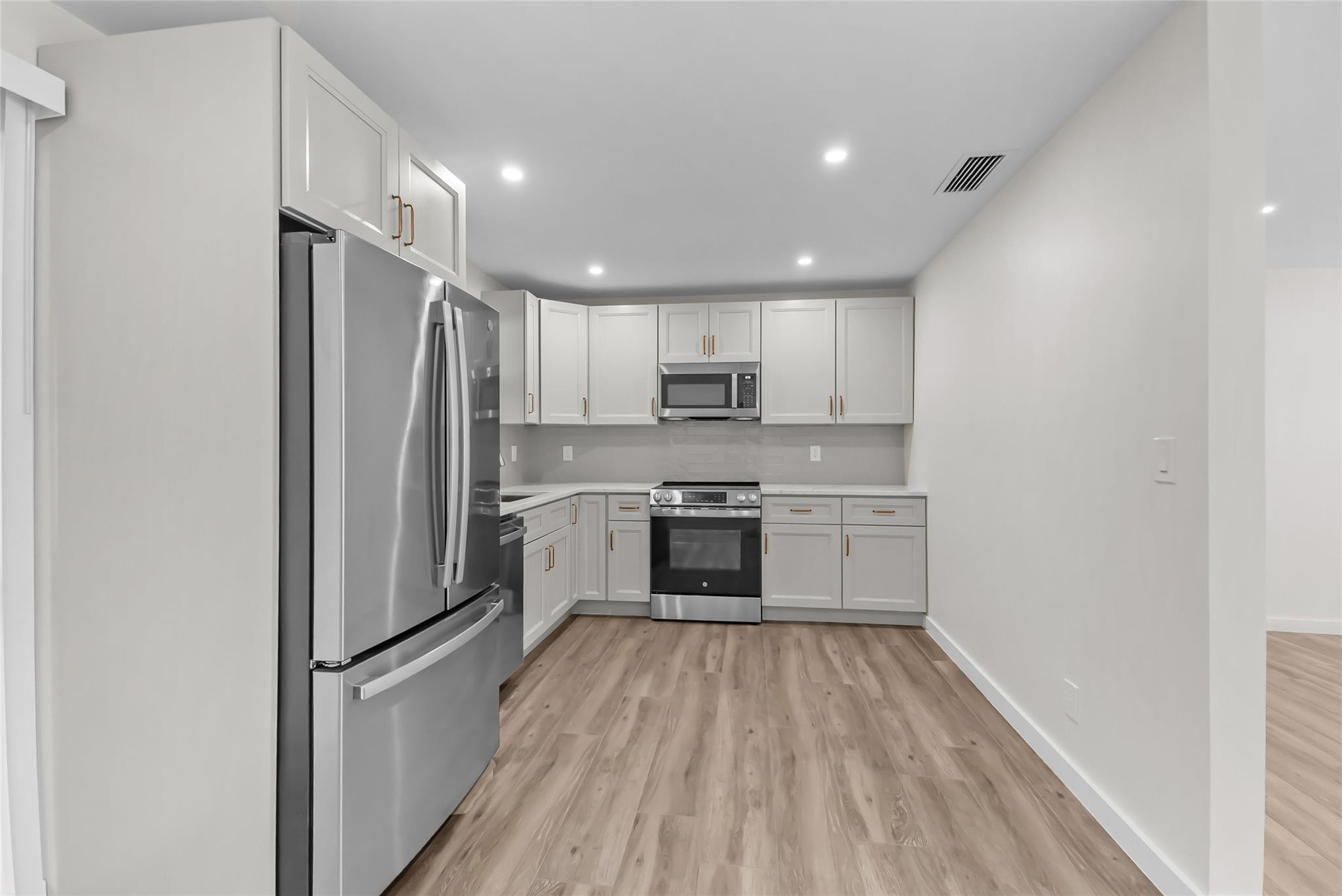 908 LIGHTHOUSE, North Palm Beach FL 33408
