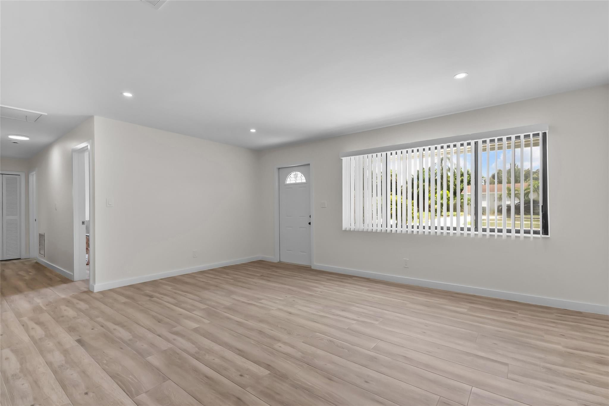 908 LIGHTHOUSE, North Palm Beach FL 33408