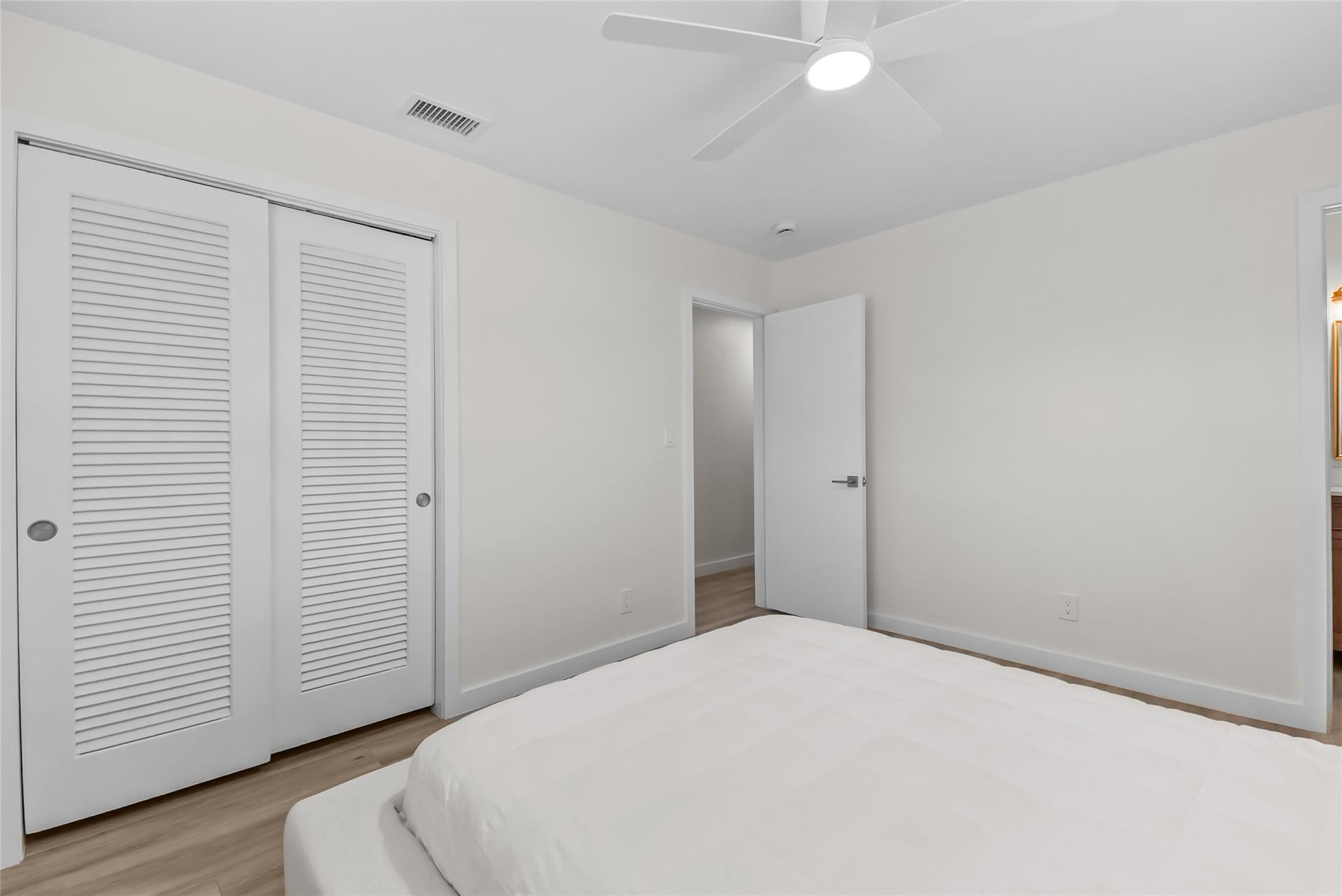 908 LIGHTHOUSE, North Palm Beach FL 33408