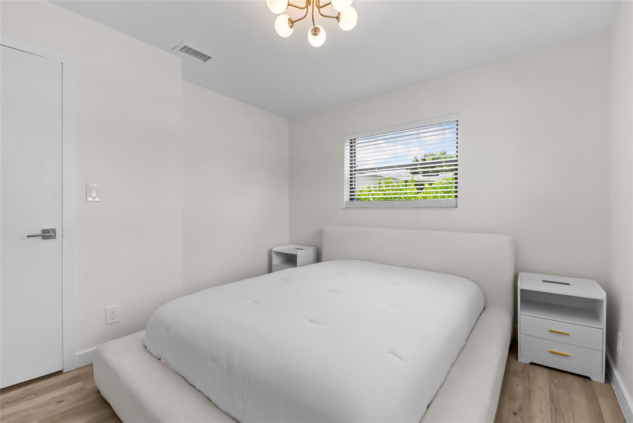 908 LIGHTHOUSE, North Palm Beach FL 33408