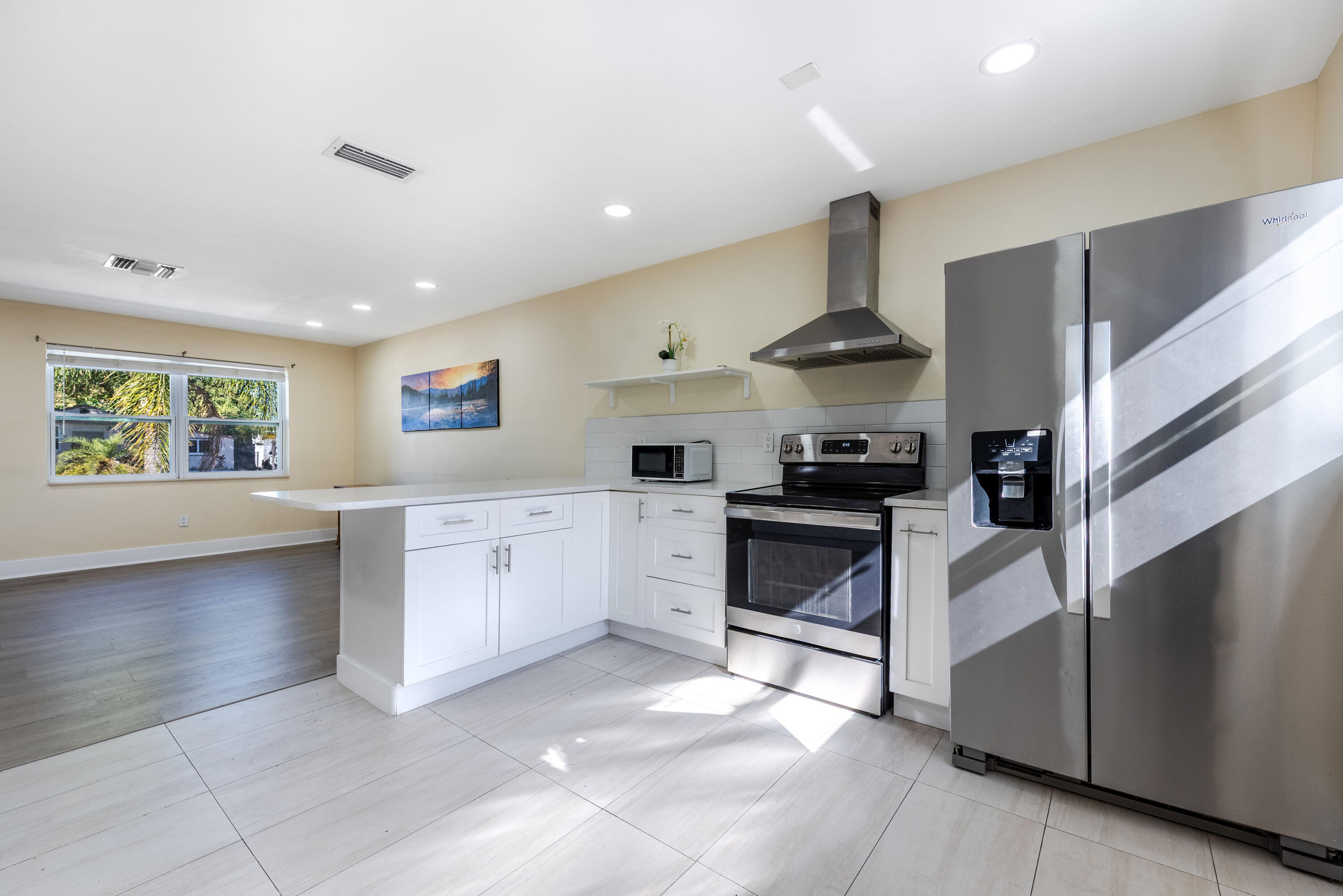 3914 SERUBI, Palm Springs FL 33461