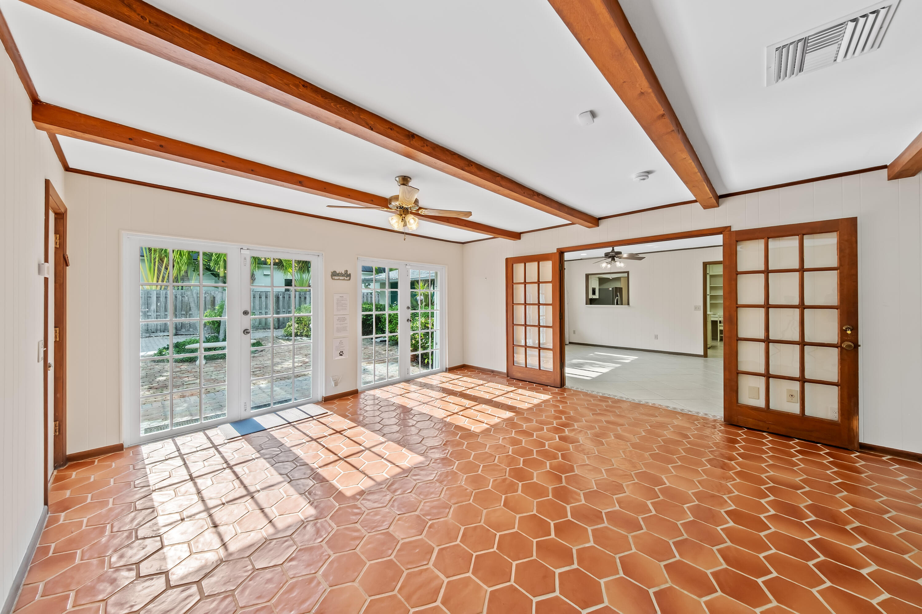 129 Alhambra, West Palm Beach FL 33405