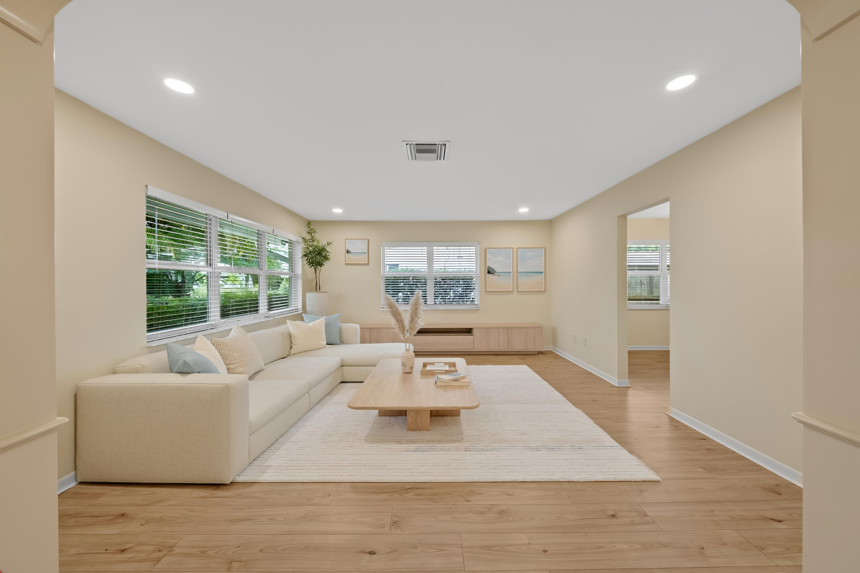 129 Alhambra, West Palm Beach FL 33405