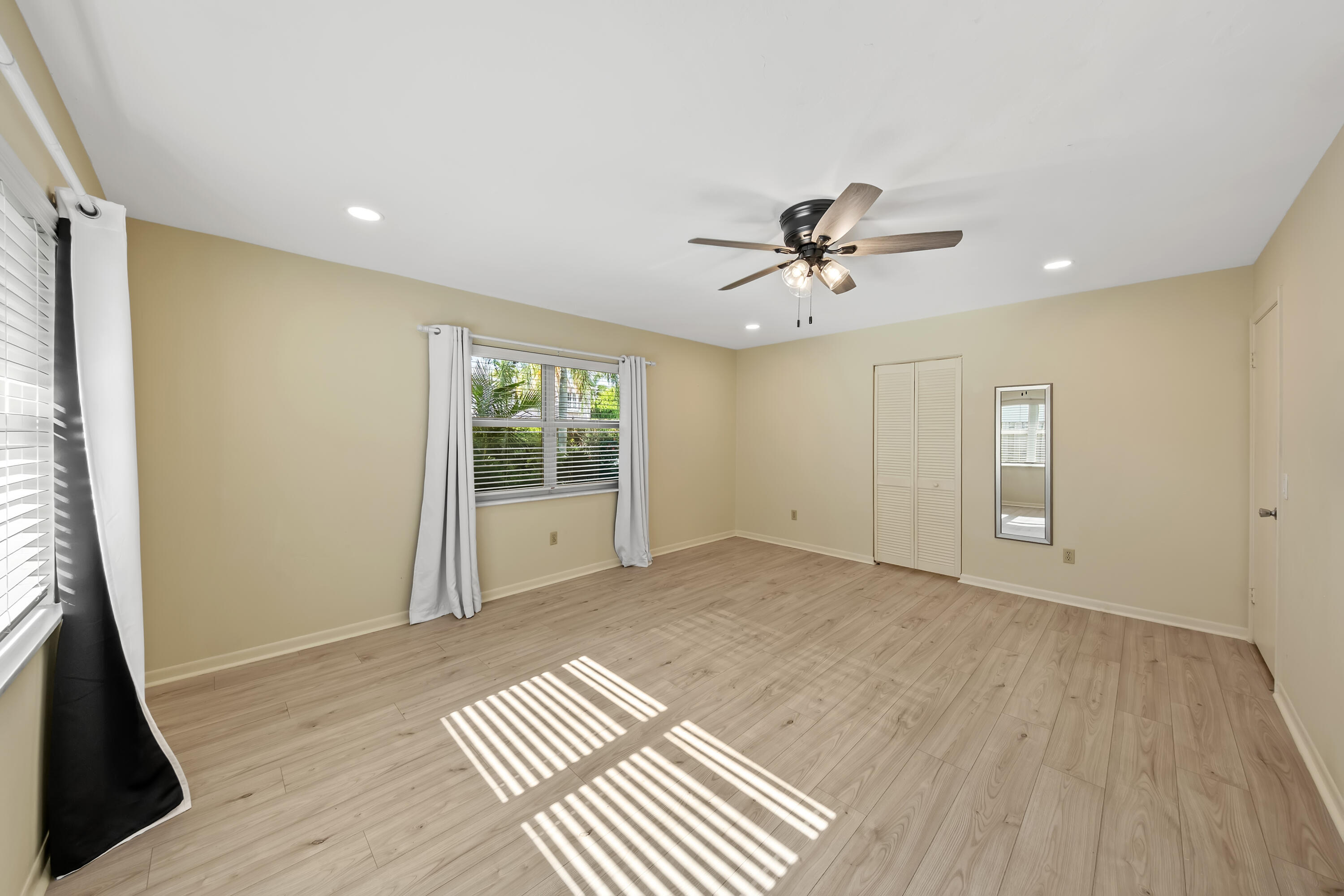 129 Alhambra, West Palm Beach FL 33405