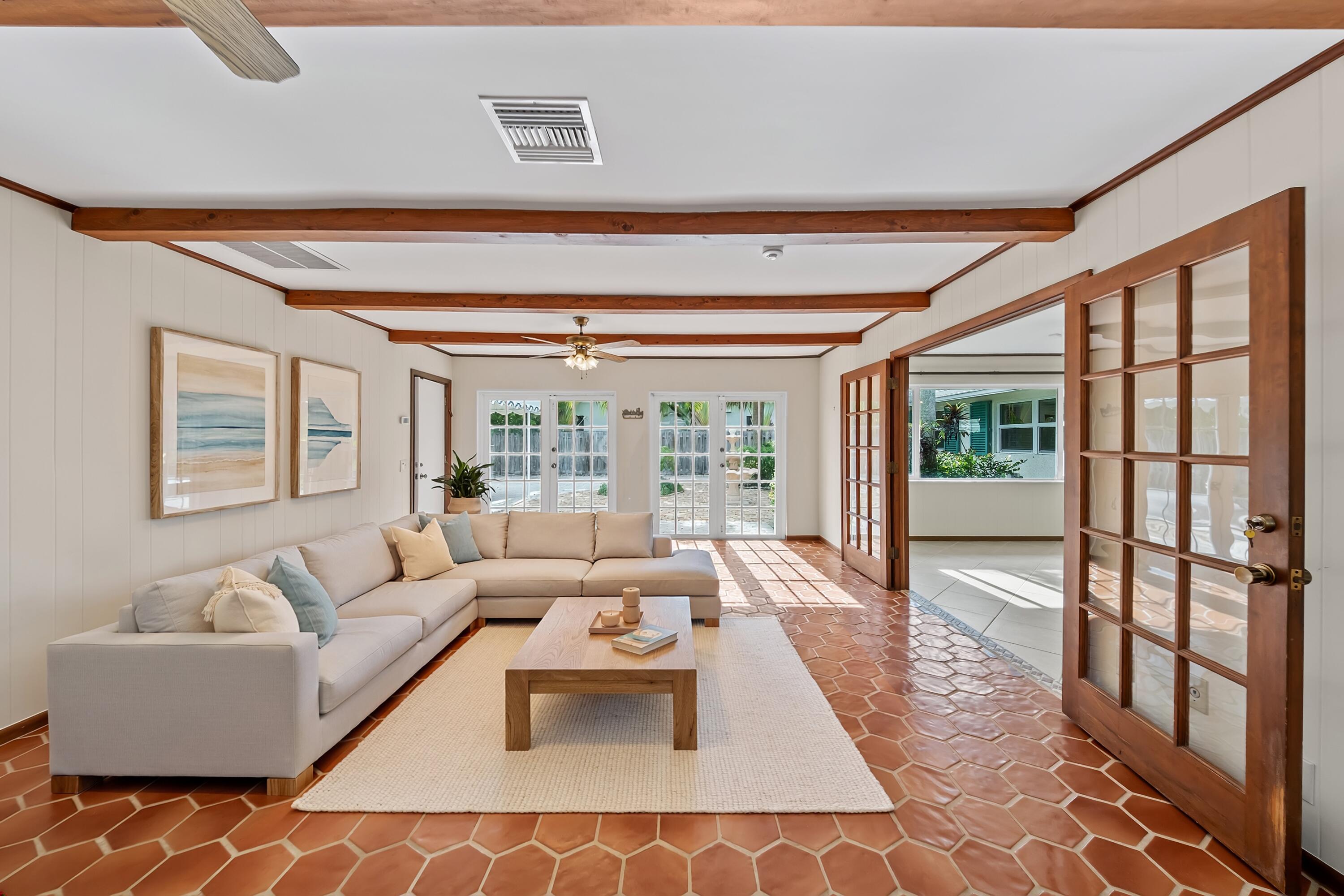 129 Alhambra, West Palm Beach FL 33405