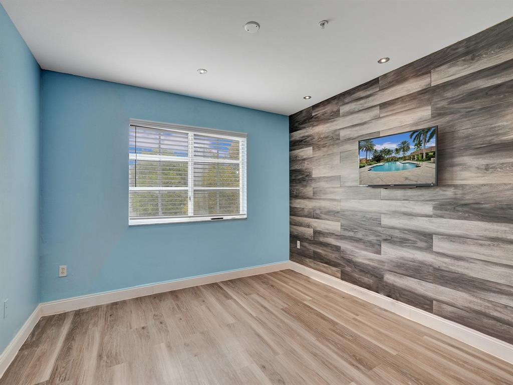 2351 W PRESERVE #303, Miramar FL 33025