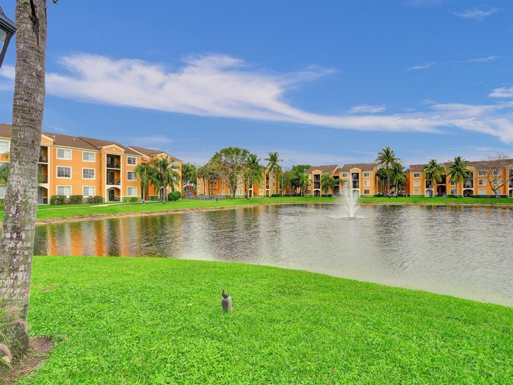 2351 W PRESERVE #303, Miramar FL 33025