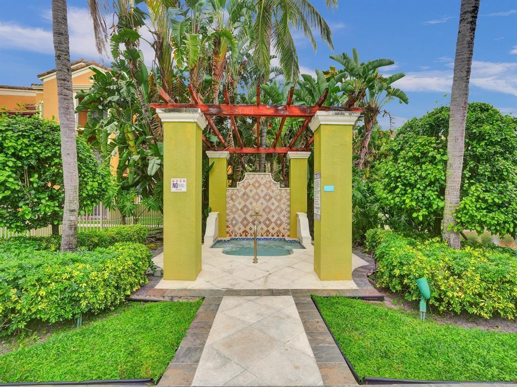 2351 W PRESERVE #303, Miramar FL 33025