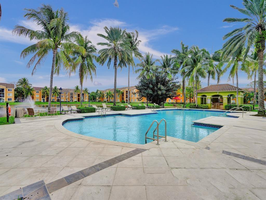 2351 W PRESERVE #303, Miramar FL 33025