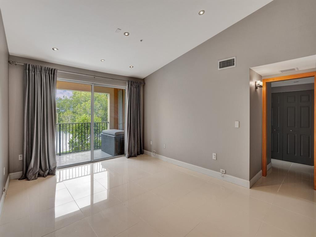 2351 W PRESERVE #303, Miramar FL 33025