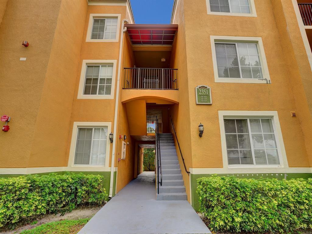 2351 W PRESERVE #303, Miramar FL 33025