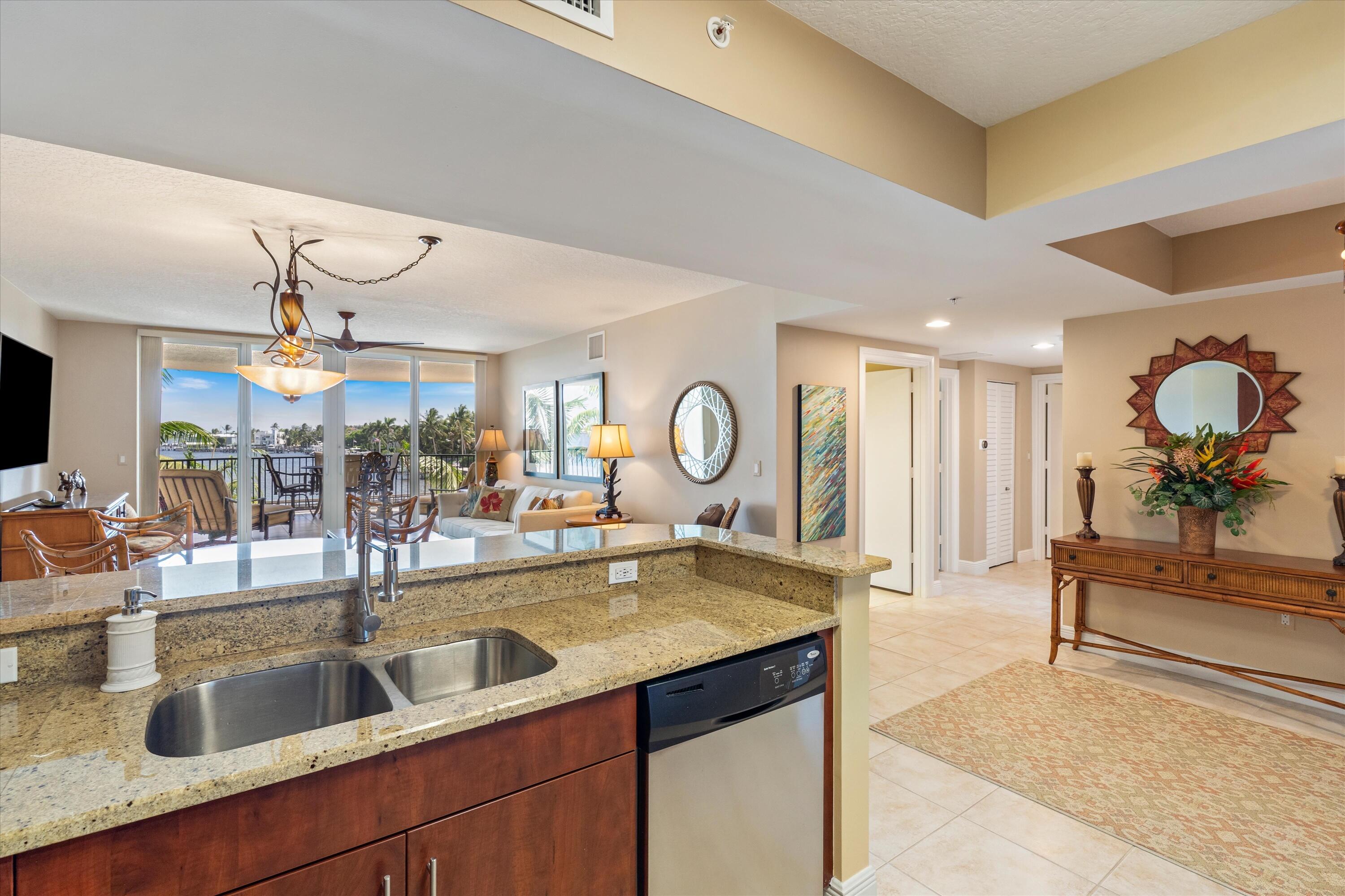 2700 N FEDERAL #306, Boynton Beach FL 33435
