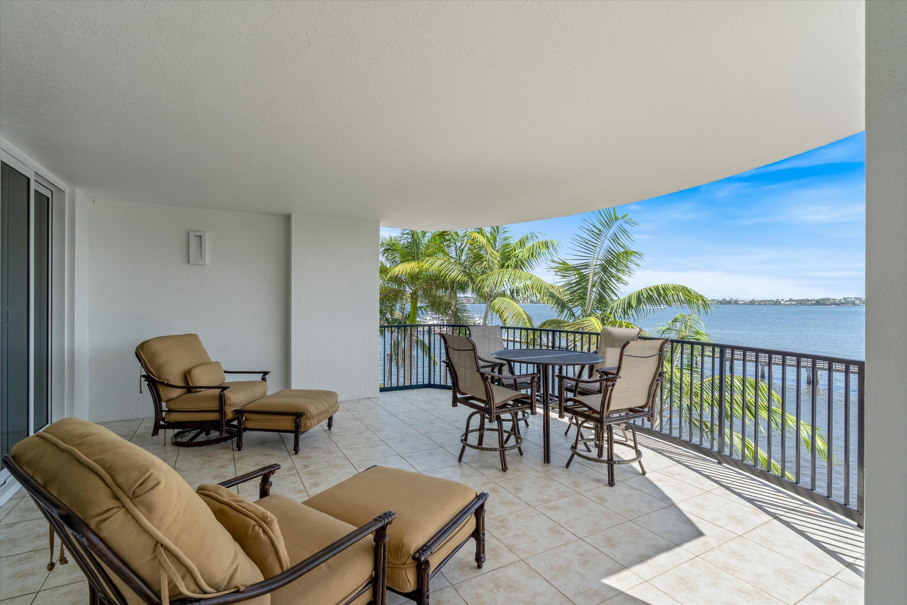 2700 N FEDERAL #306, Boynton Beach FL 33435