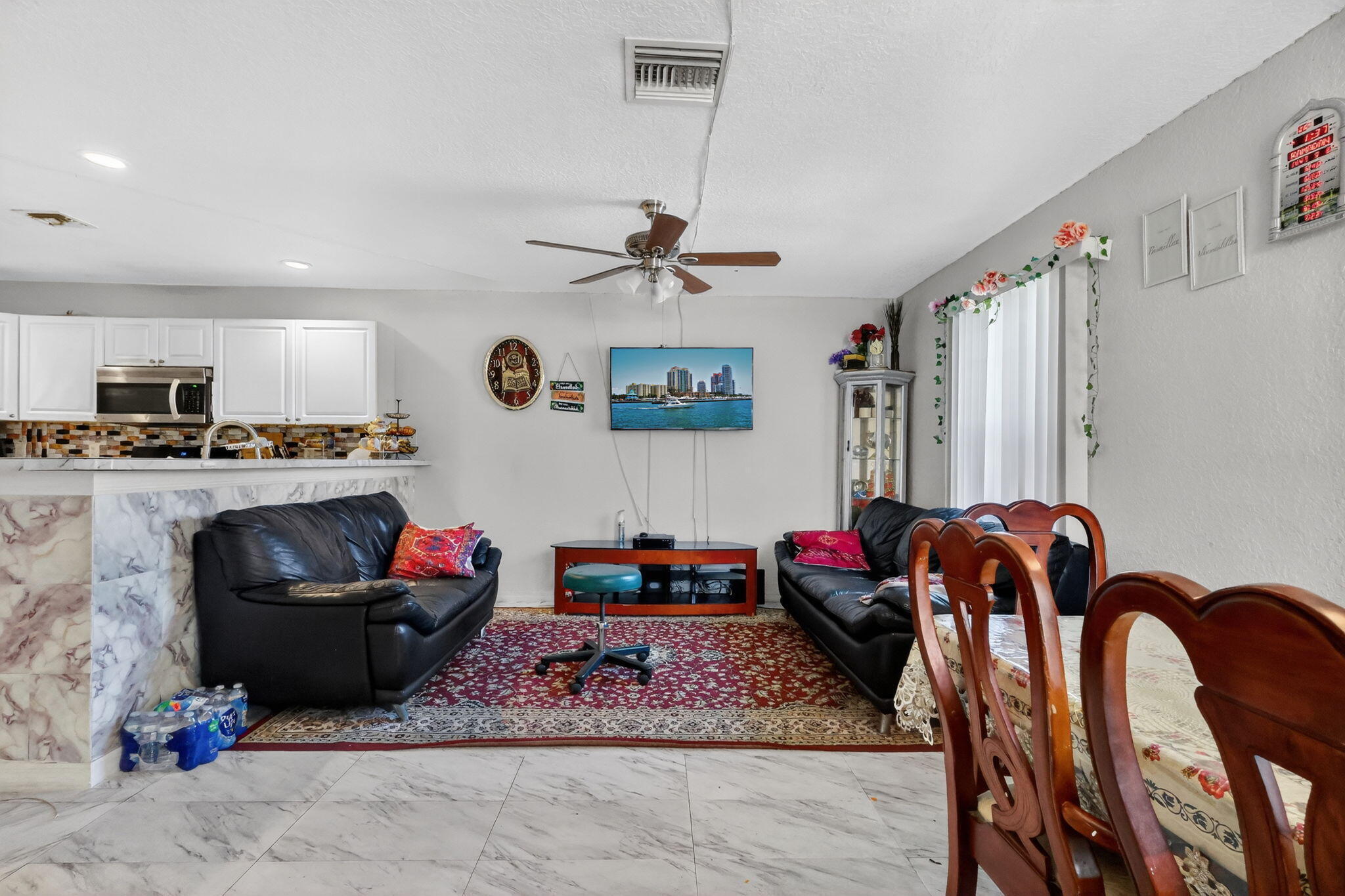 231 N H, Lake Worth FL 33460