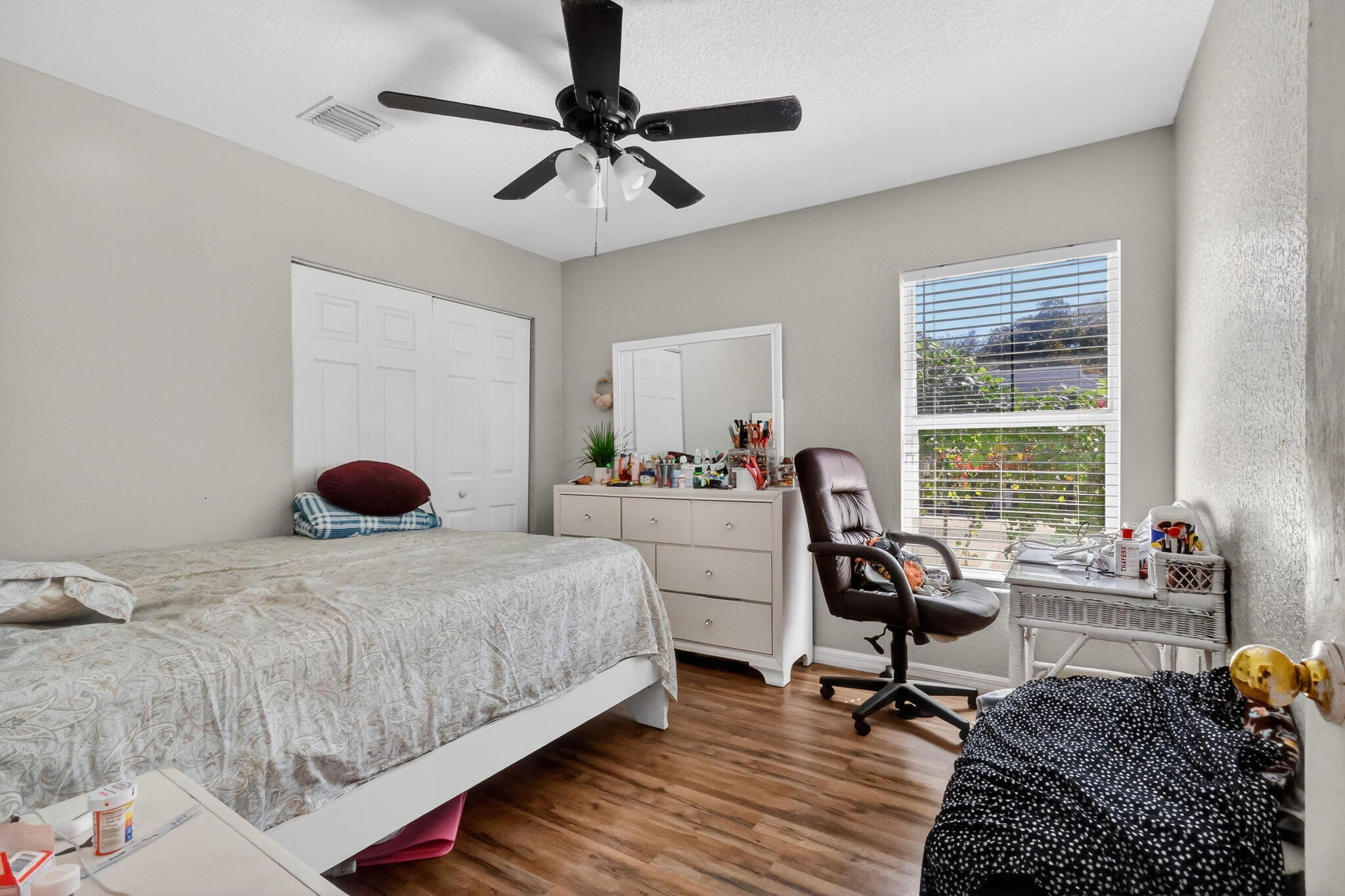 231 N H, Lake Worth FL 33460