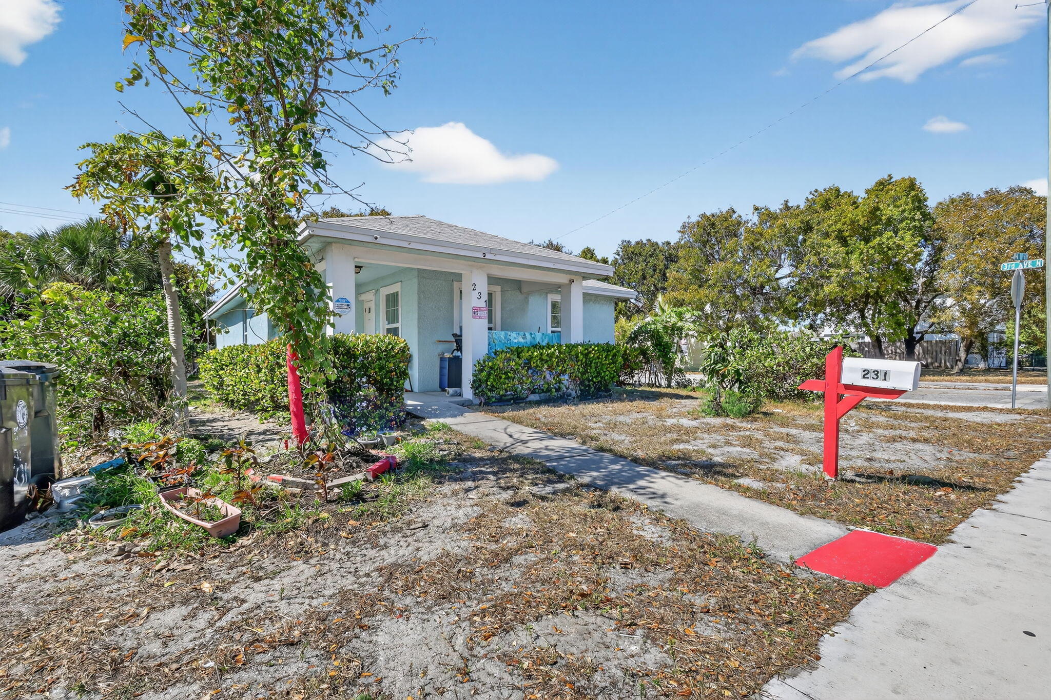 231 N H, Lake Worth FL 33460