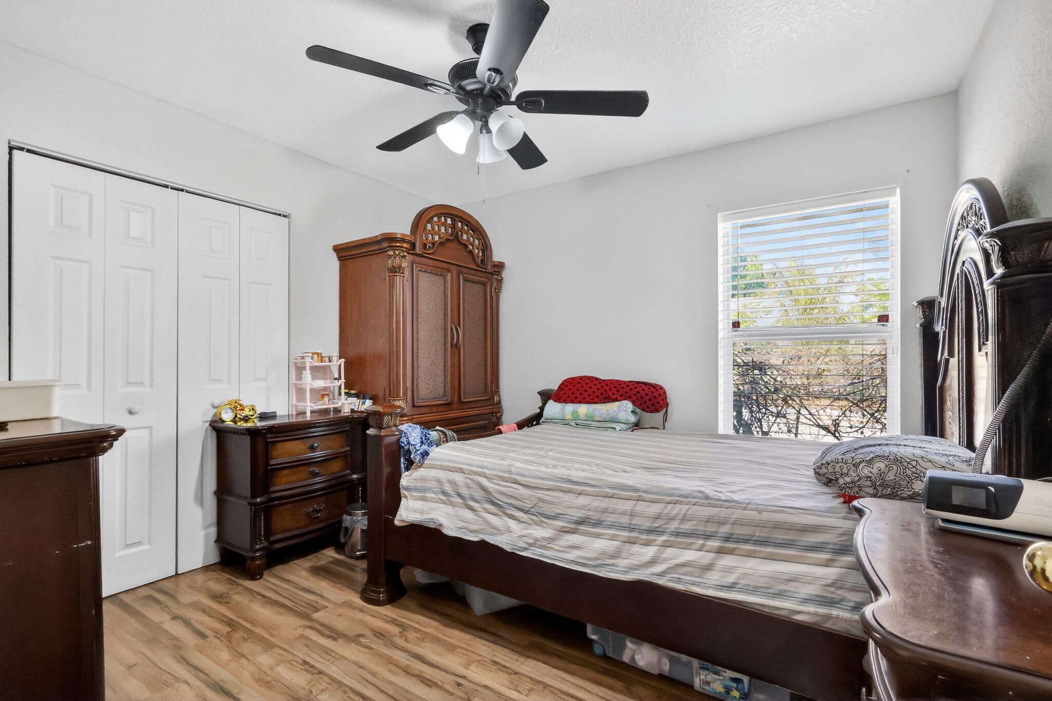 231 N H, Lake Worth FL 33460