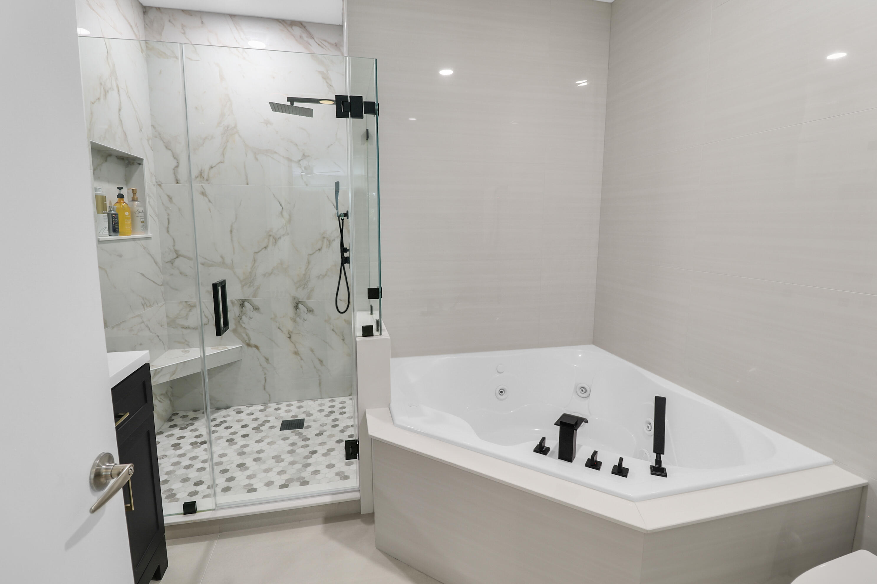 814 NE 19TH, Fort Lauderdale FL 33304