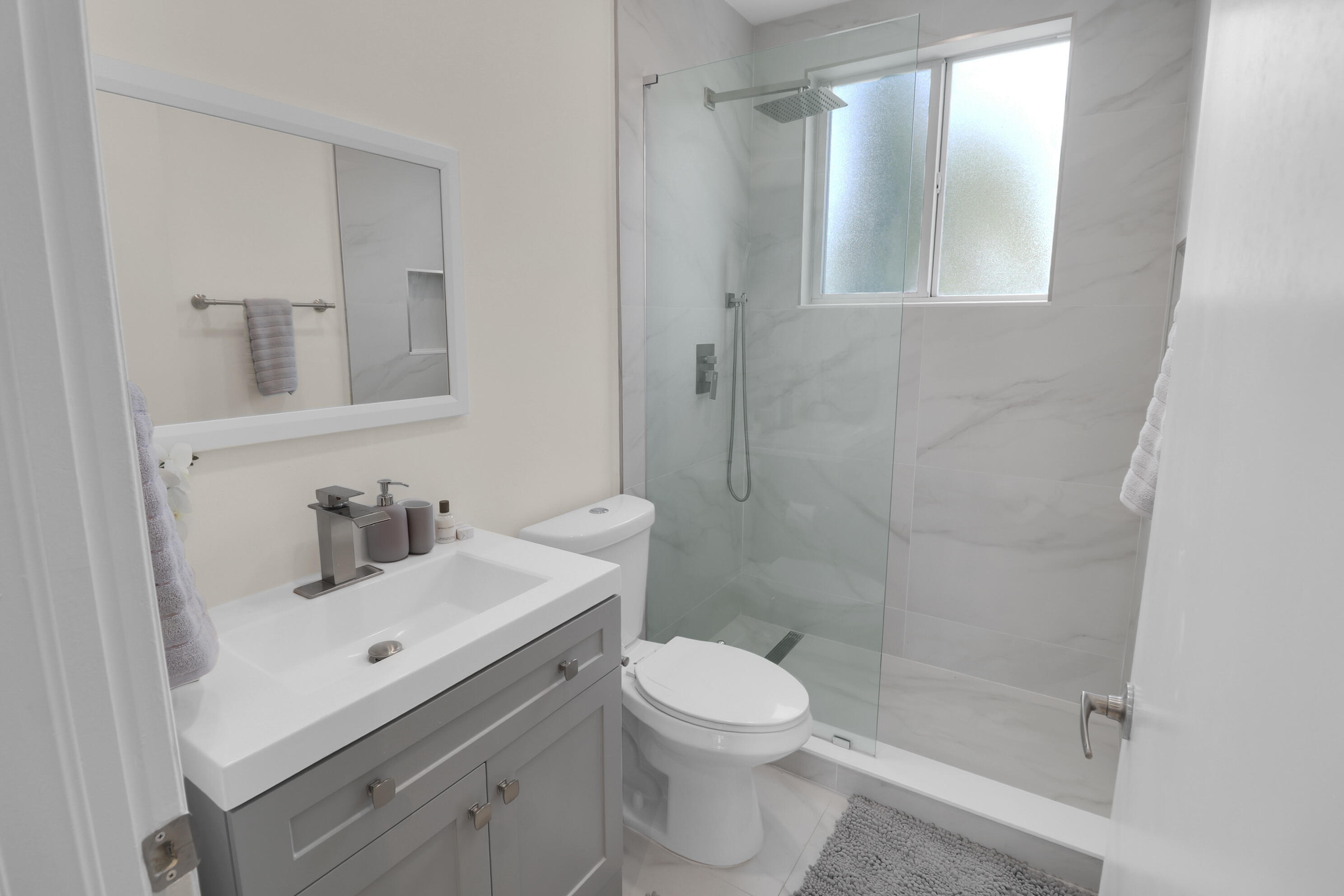 814 NE 19TH, Fort Lauderdale FL 33304