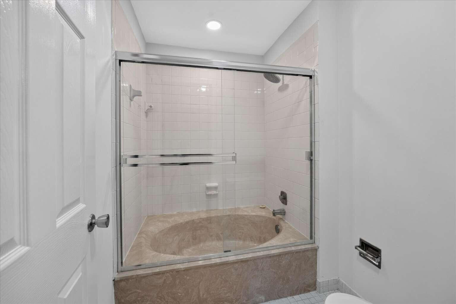 21682 Cypress #11d, Boca Raton FL 33433