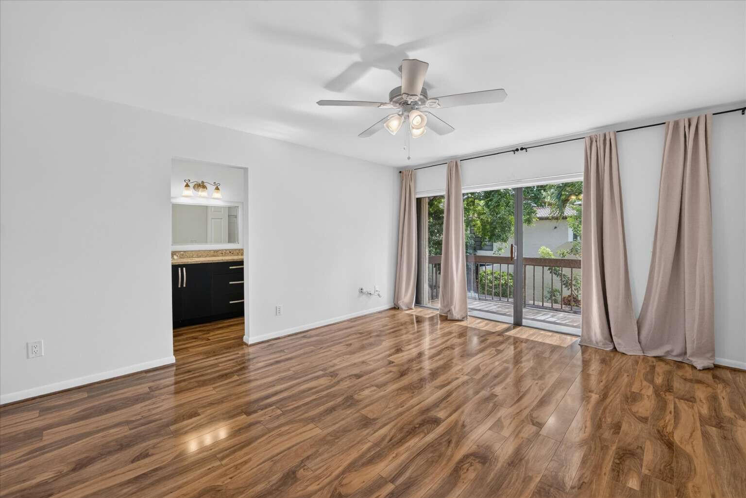 21682 Cypress #11d, Boca Raton FL 33433