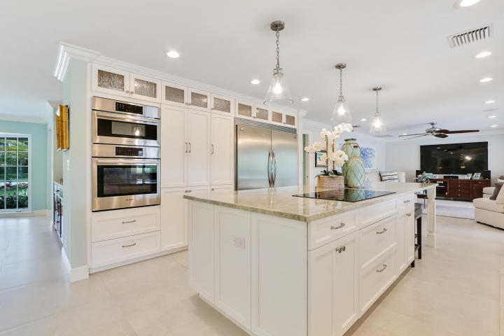 35 Saddleback, Jupiter FL 33469
