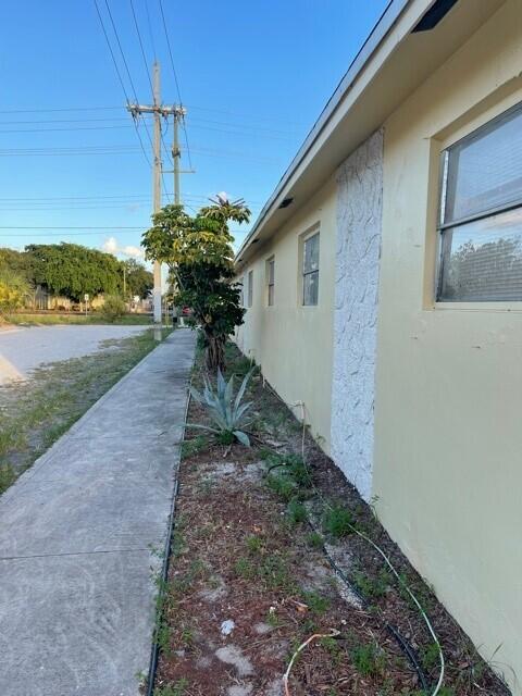 1130 N F #A, Lake Worth FL 33460